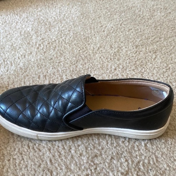 SOLD - Picture 2 of 4